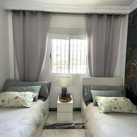 Luxury Near Puerto Banus Appartement *